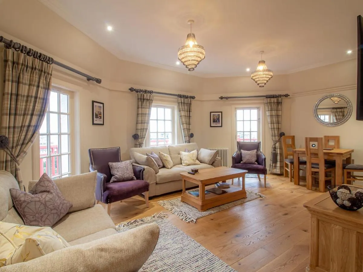 אדינבורו Luxury Royal Mile Apartment By The Castle - Sleeps 4
